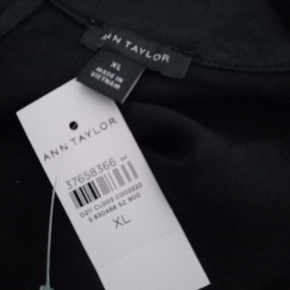 BRAND NEW NWT Black Cowl Neck Blouse XL - Picture 12 of 12